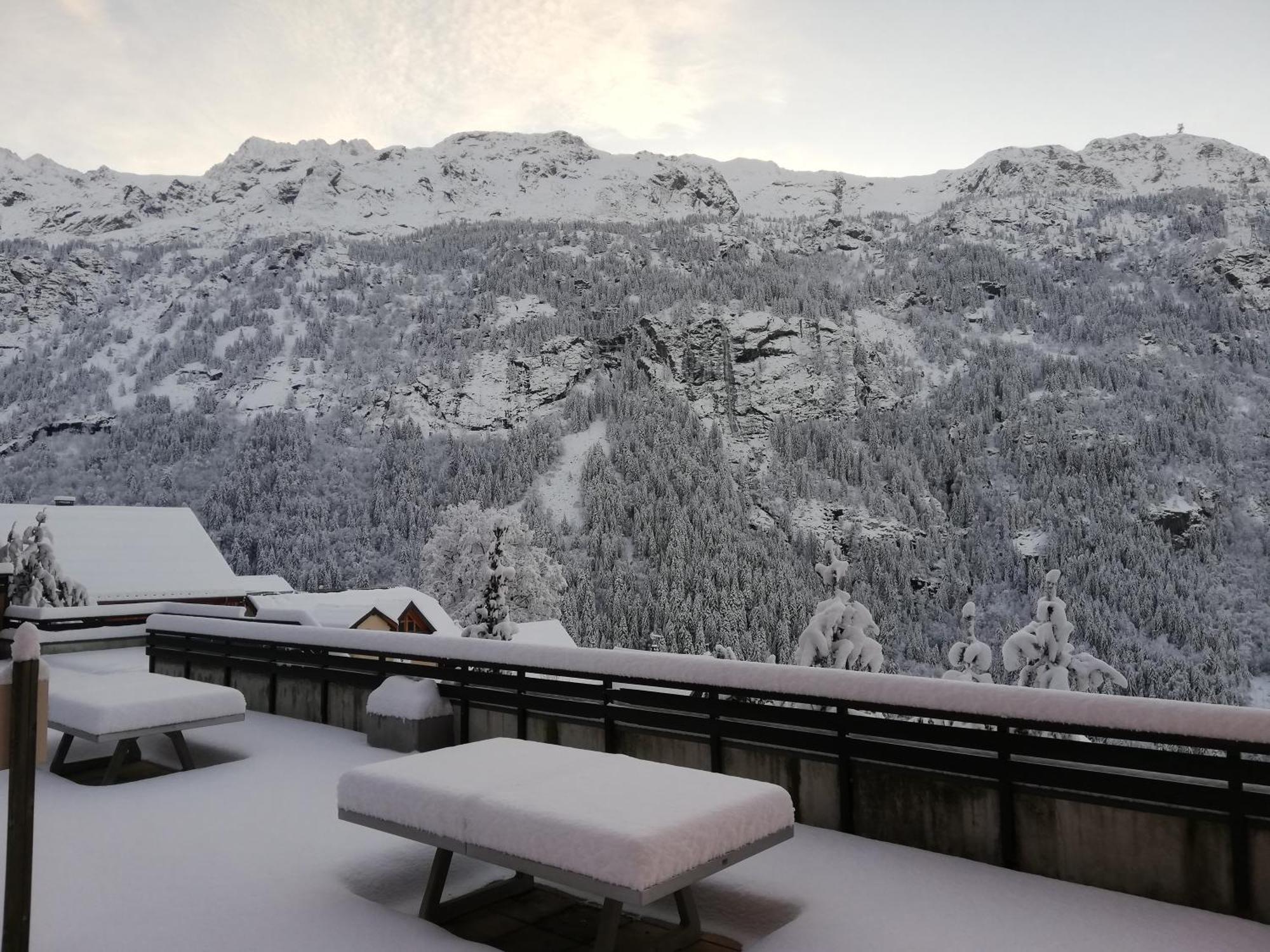 La Belledone A Vaujany Apartment ภายนอก รูปภาพ